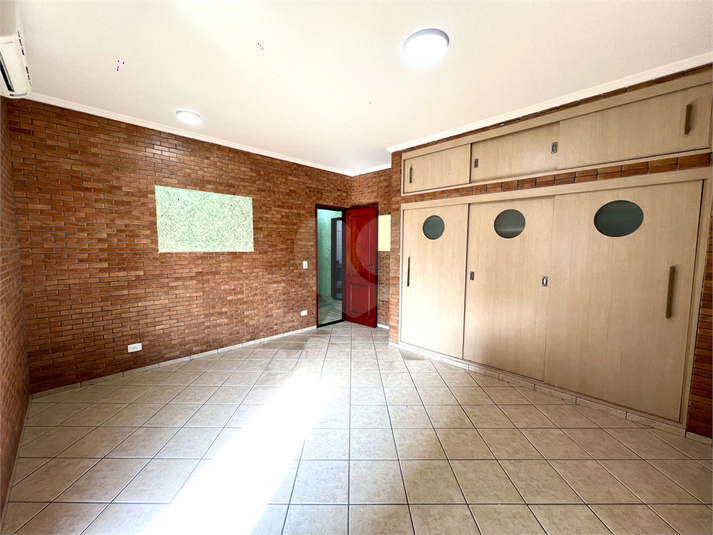 Foto REO1136172