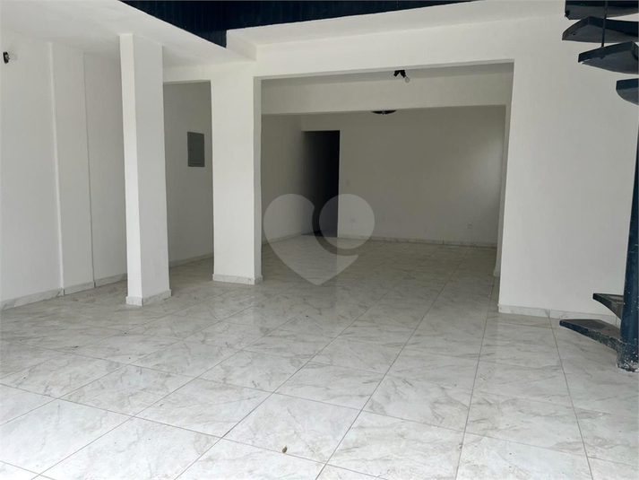 Foto REO1136174