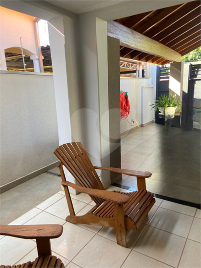 Foto REO1136175