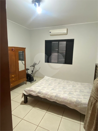 Foto REO1136175