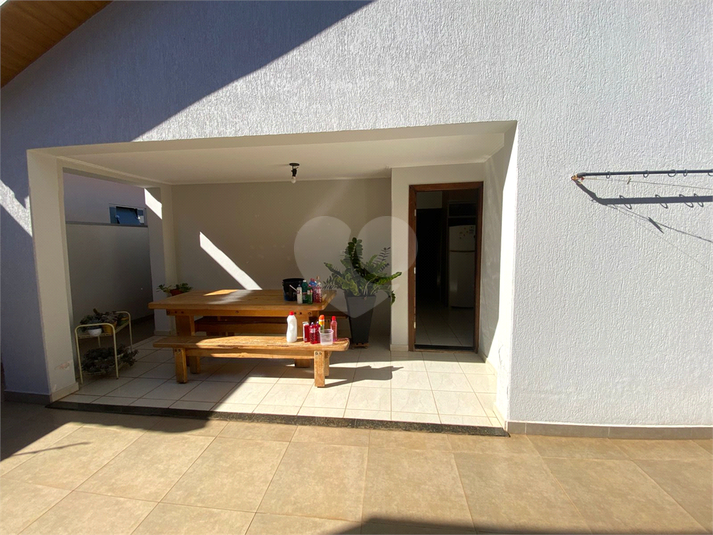 Foto REO1136175