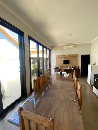 Foto REO1136175