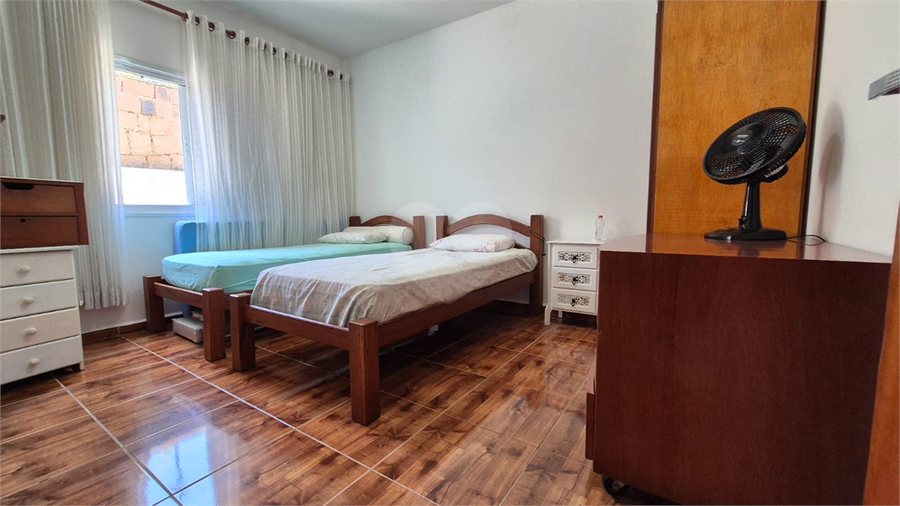 Foto REO1136184