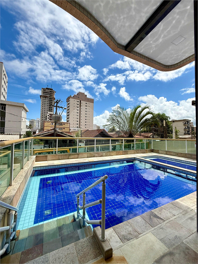 Foto REO1136189