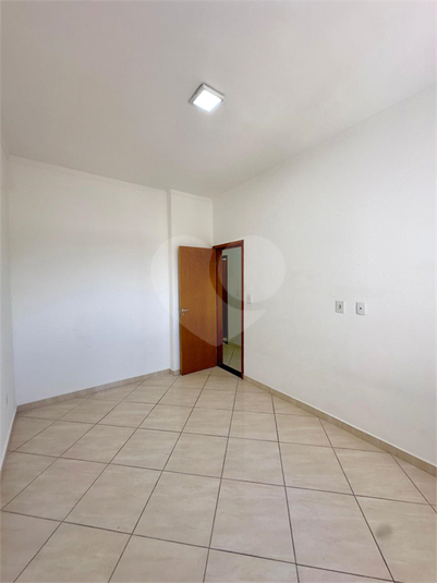 Foto REO1136195