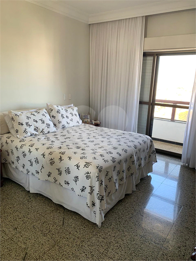 Foto REO1136198