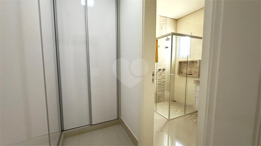 Foto REO1136236