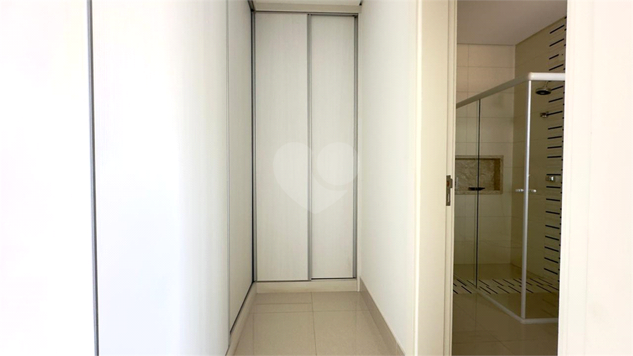 Foto REO1136236