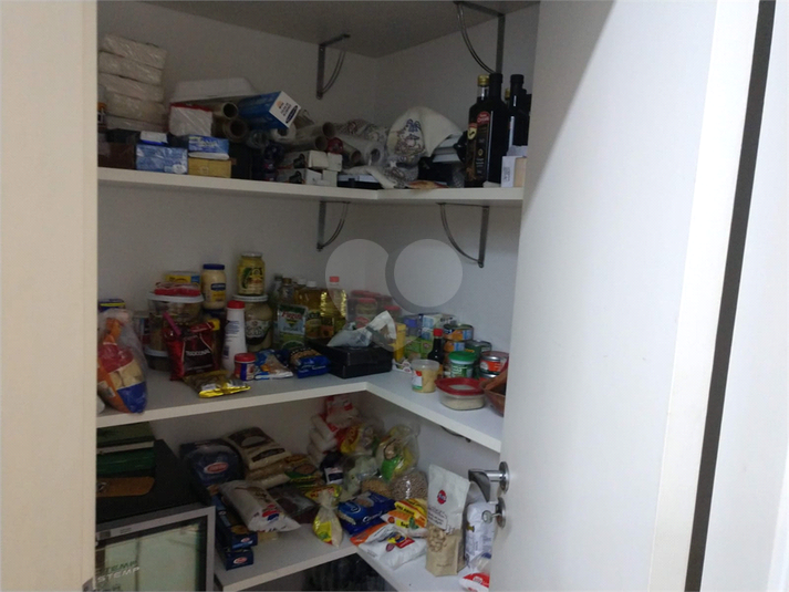 Foto REO1136247