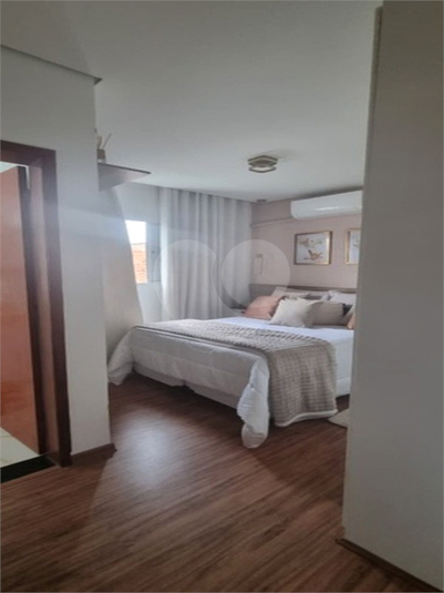 Foto REO1136257