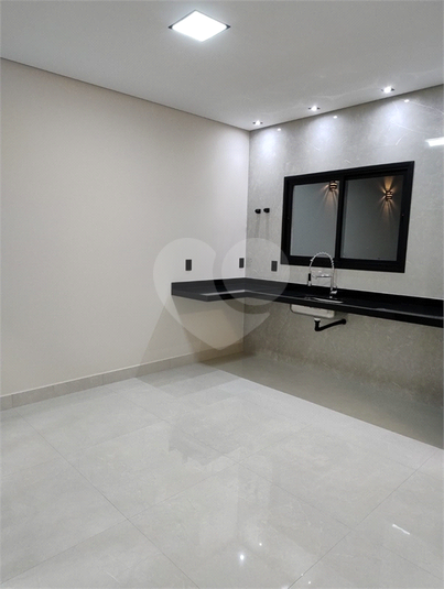 Foto REO1136267