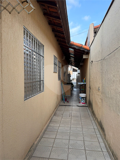 Foto REO1136276