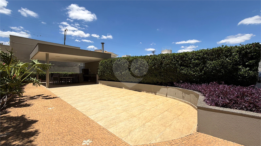 Foto REO1136287