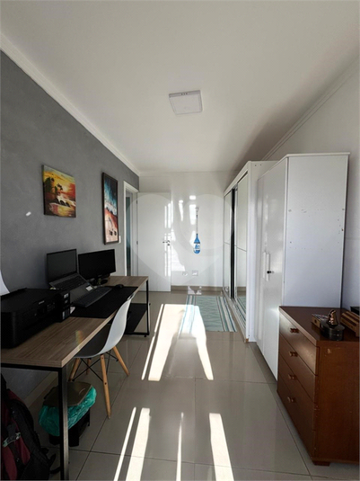 Foto REO1136300