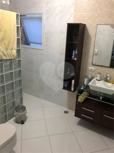 Foto REO1136350