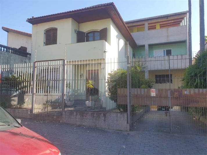 Foto REO1136350