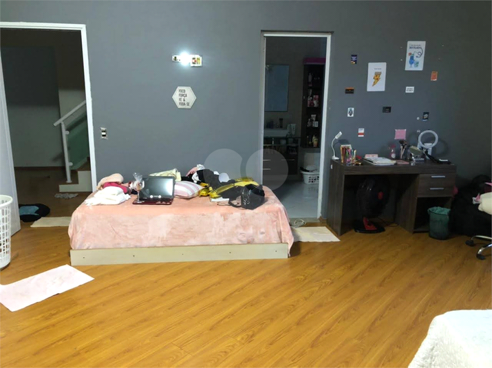 Foto REO1136350