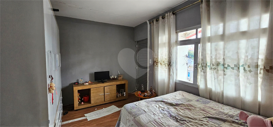 Foto REO1136379