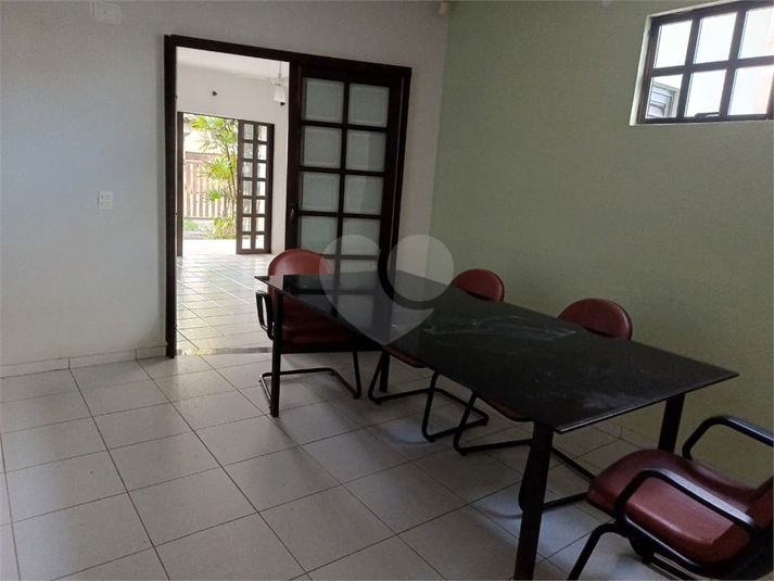 Foto REO1136388
