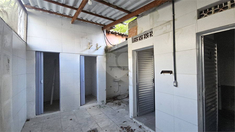 Foto REO1136449
