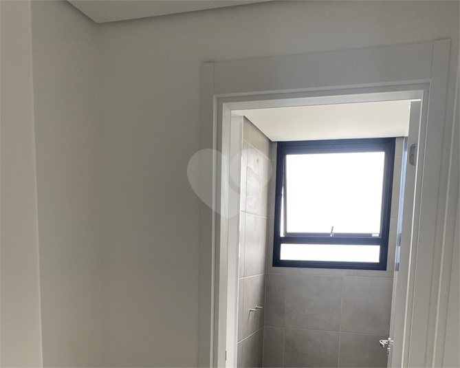 Foto REO1136455