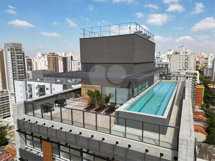 Foto REO1136475