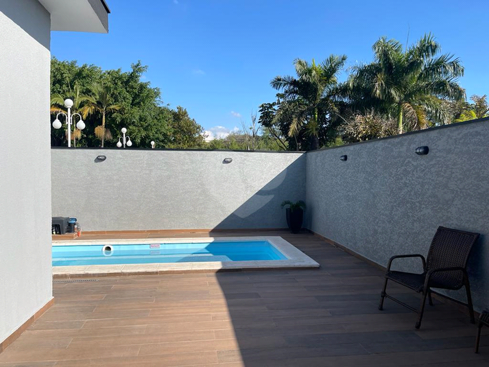 Foto REO1136502