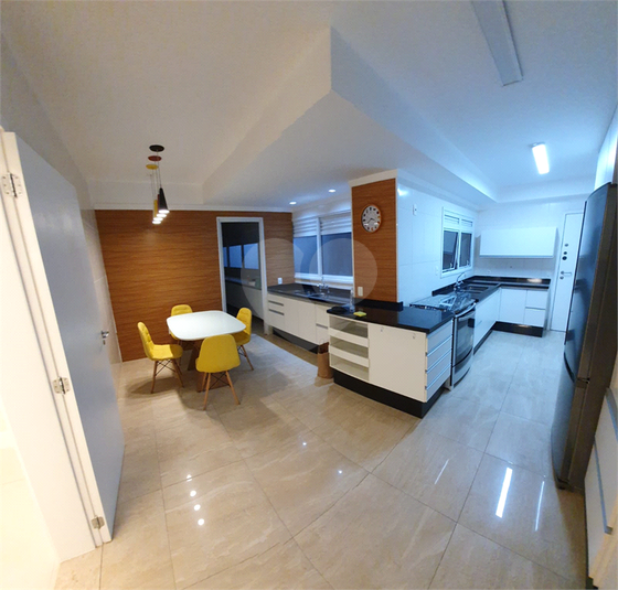Foto REO1136519