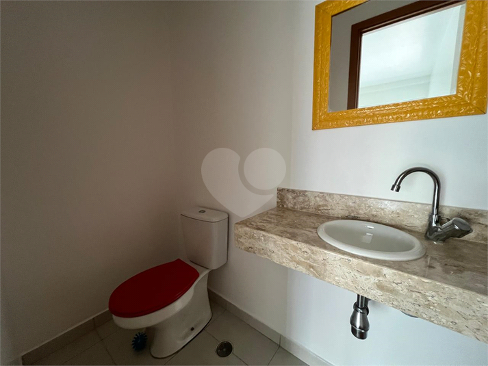 Foto REO1136531