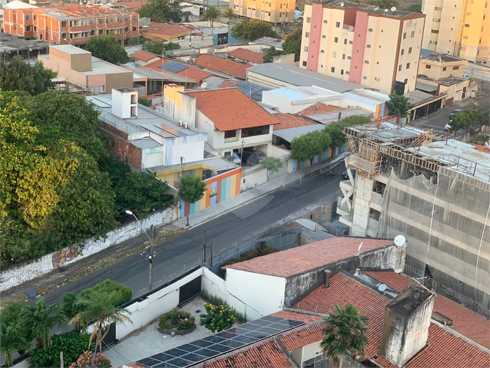 Foto REO1136538
