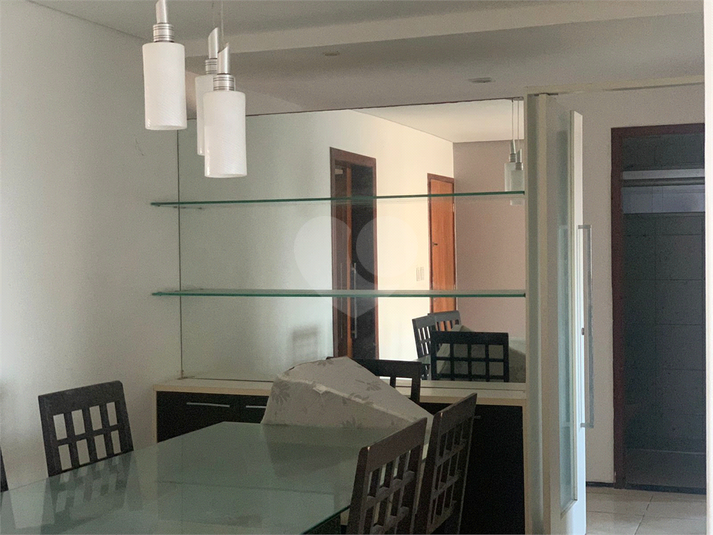 Foto REO1136538