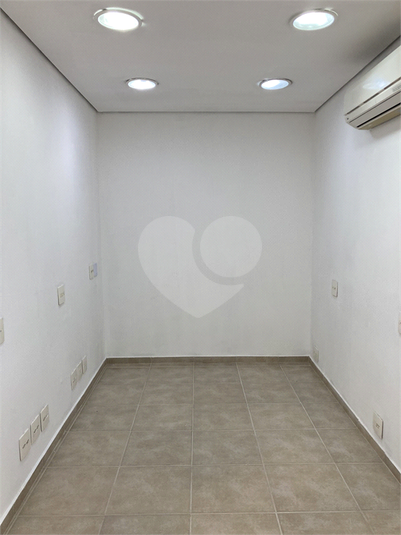 Foto REO1136547