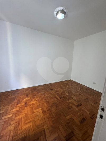 Foto REO1136577