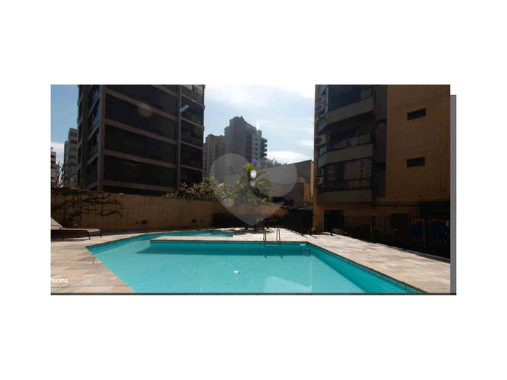 Foto REO1136683