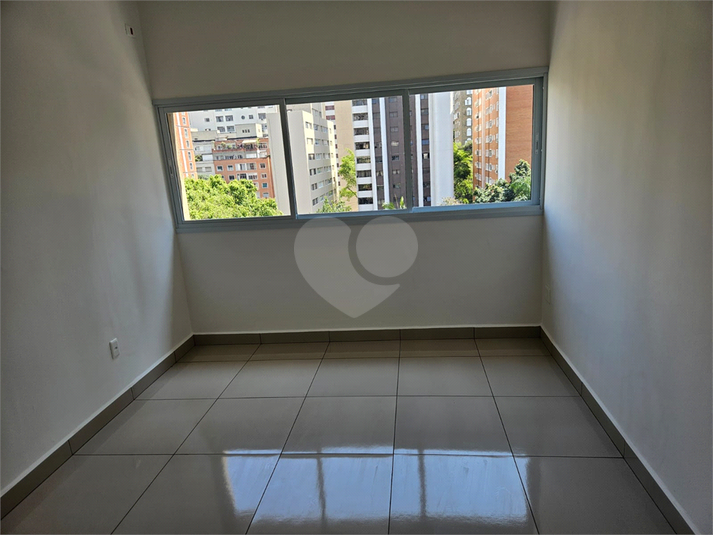 Foto REO1136725