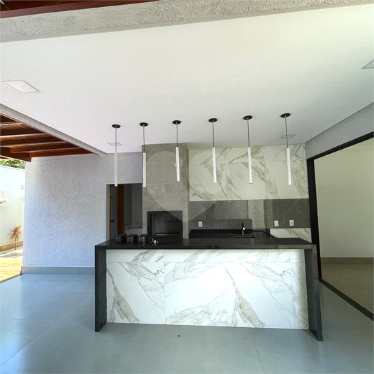 Foto REO1136756