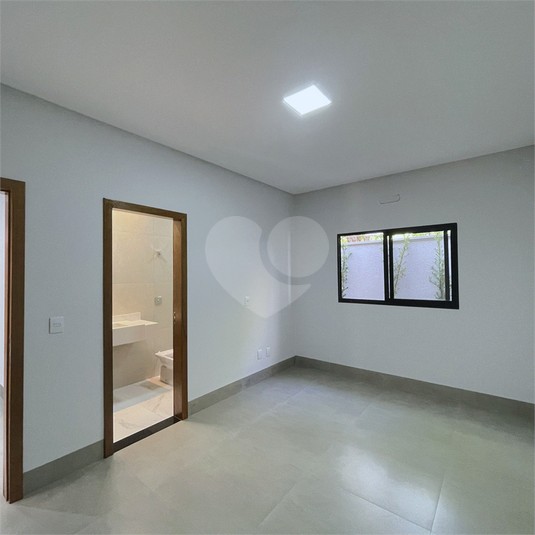 Foto REO1136756