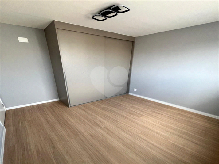 Foto REO1136803