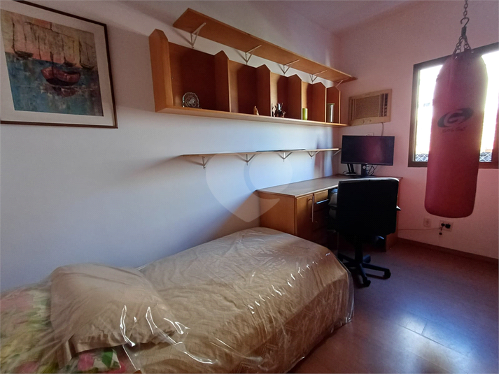 Foto REO1136812