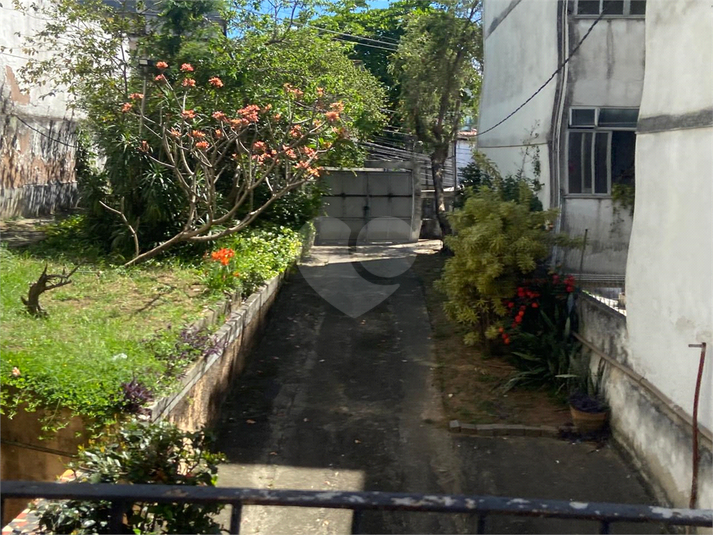 Foto REO1136823