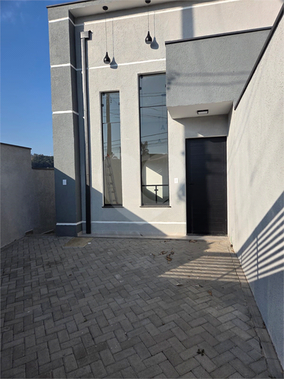 Foto REO1136830