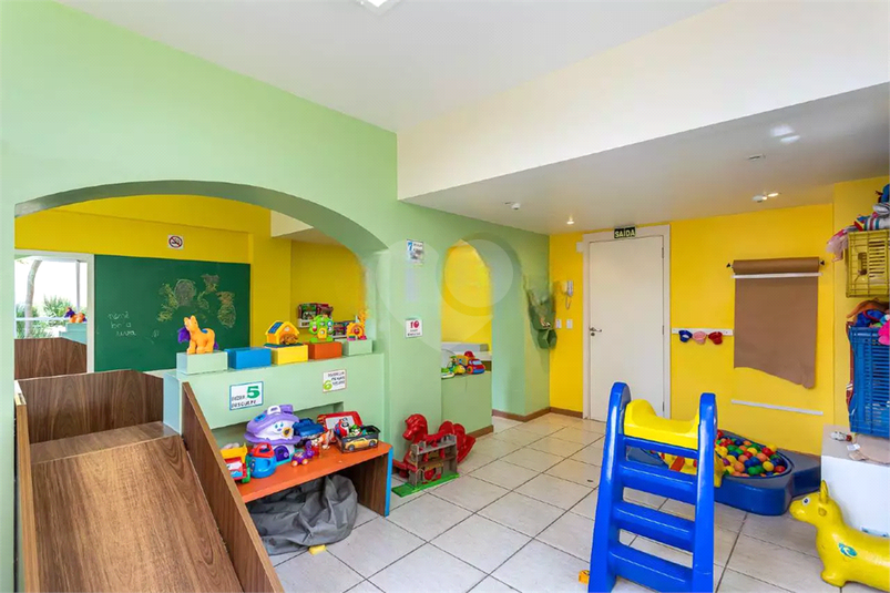 Foto REO1136846