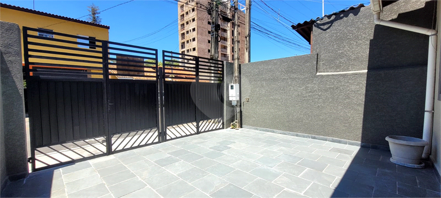 Foto REO1136849