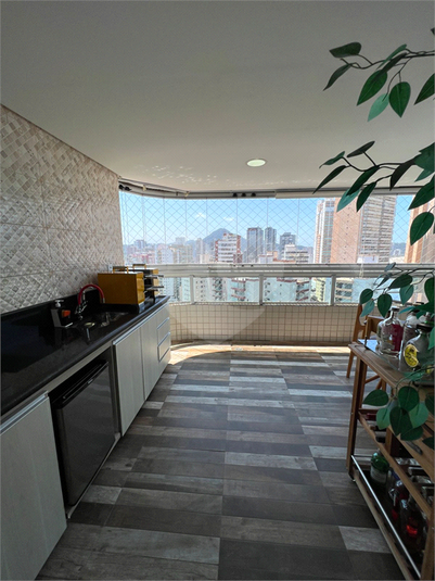 Foto REO1136883