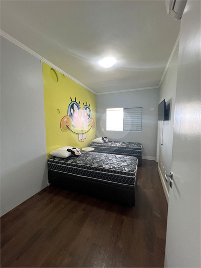 Foto REO1136883