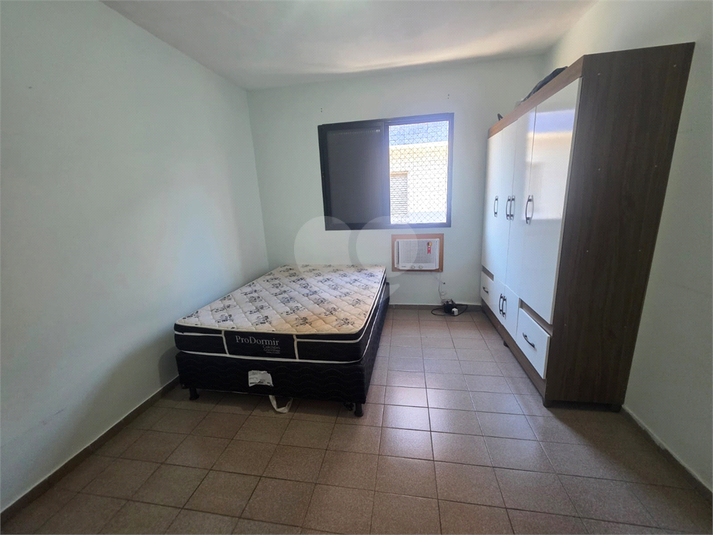 Foto REO1136885