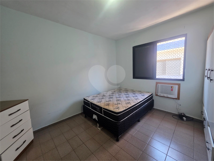 Foto REO1136885