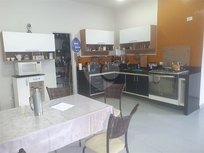 Foto REO1136887