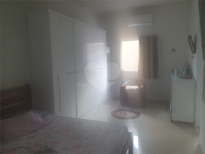 Foto REO1136887