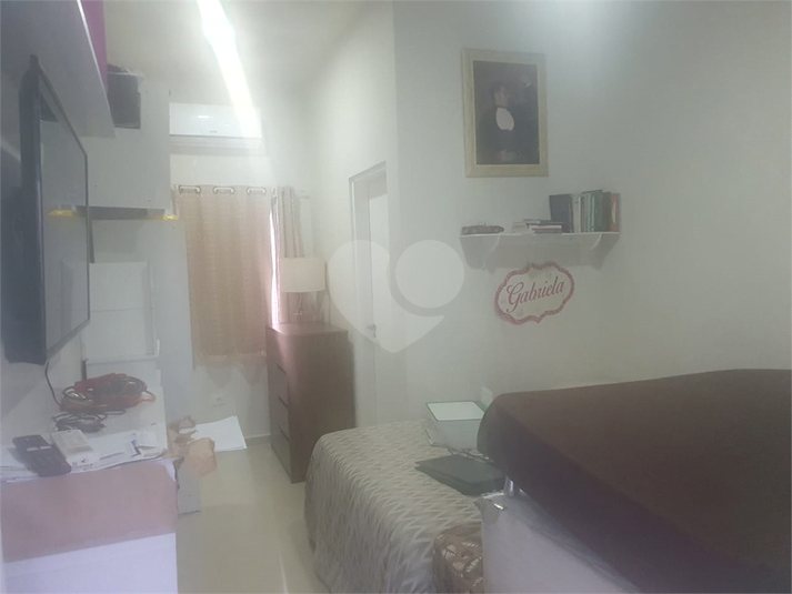 Foto REO1136887